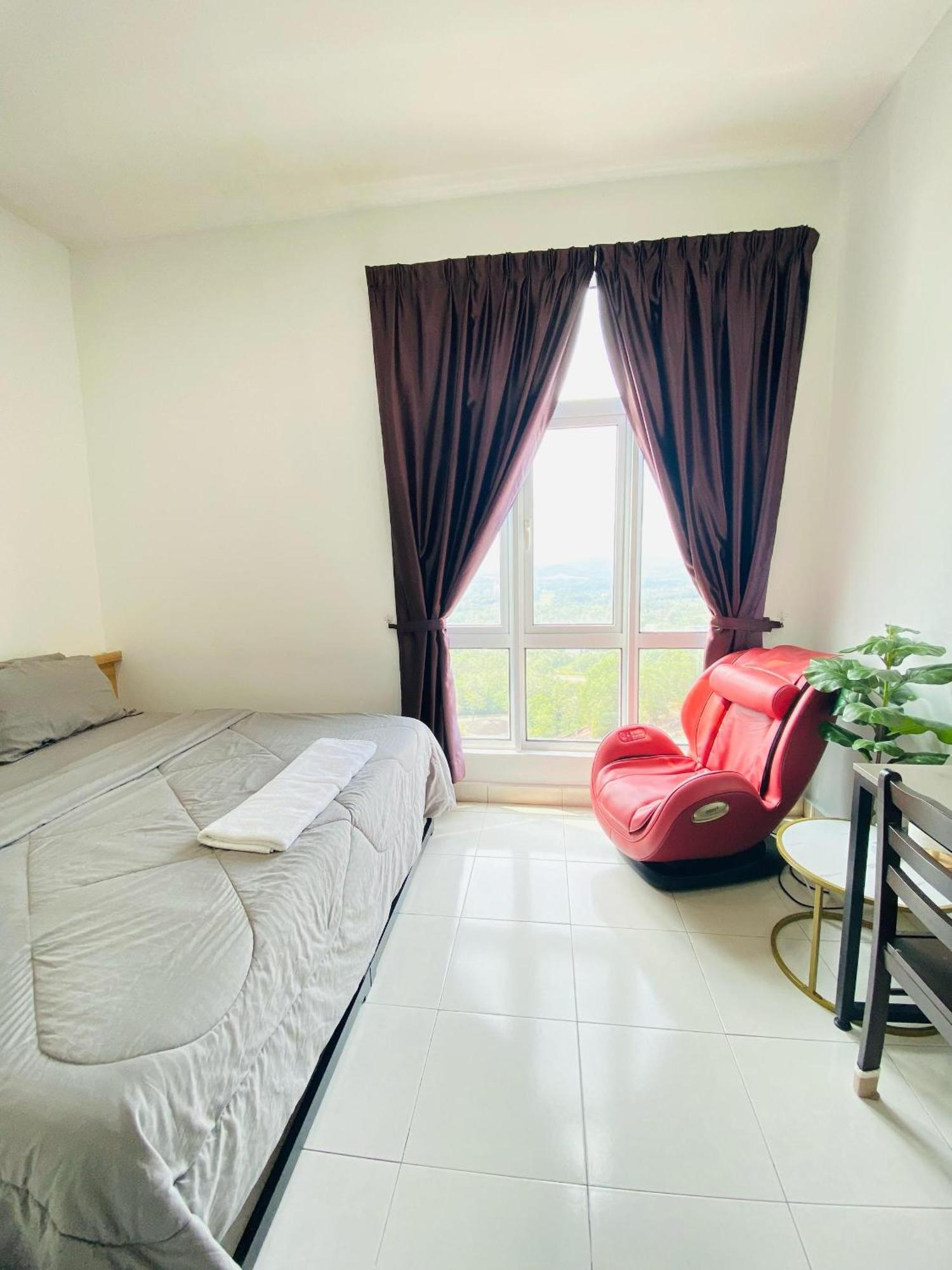 Cheapest Promo Private Studio Suites With Fullbody Massage Chair At Mesamall Nilai, 3 Km To Usim Екстериор снимка