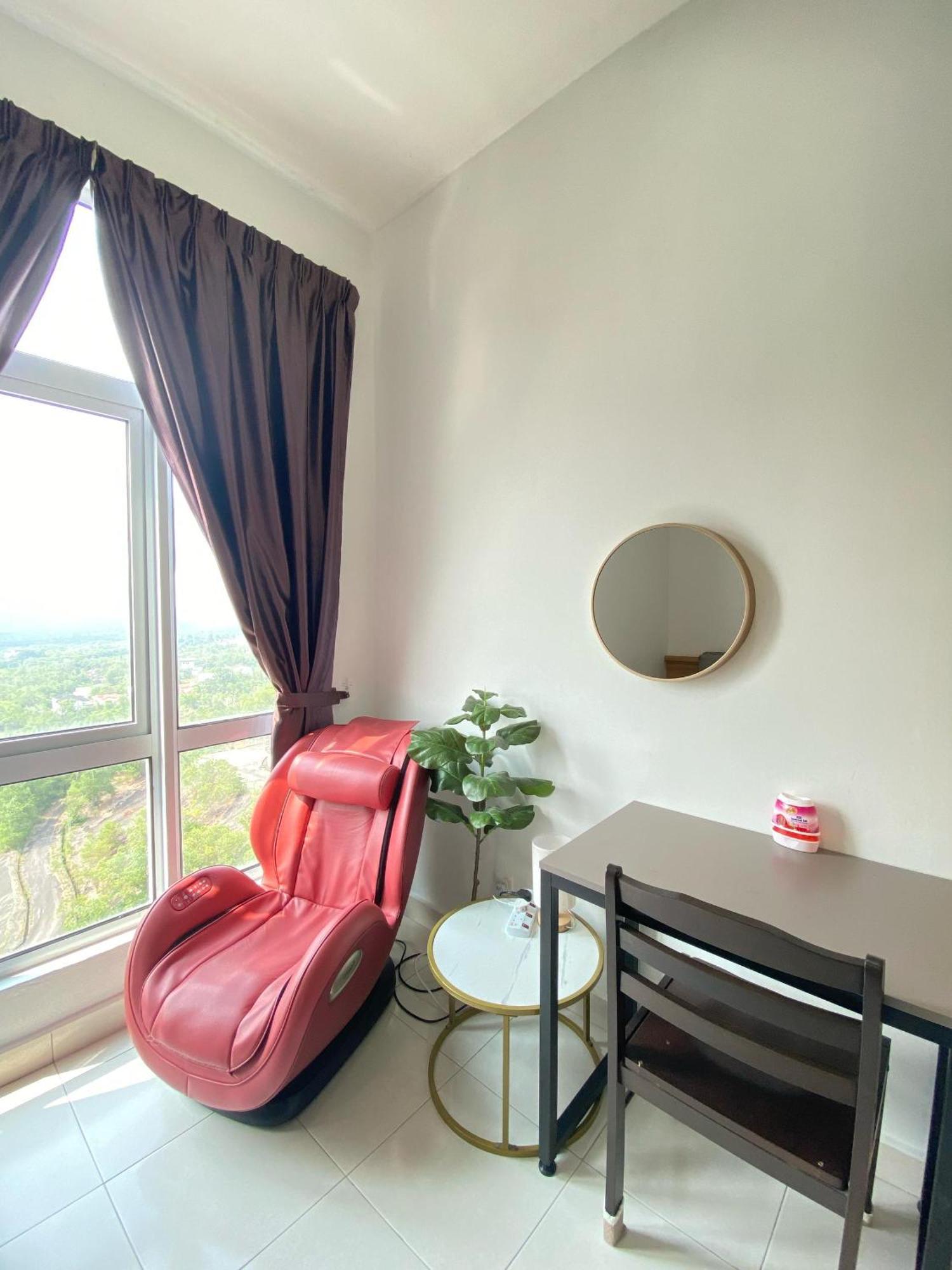 Cheapest Promo Private Studio Suites With Fullbody Massage Chair At Mesamall Nilai, 3 Km To Usim Екстериор снимка