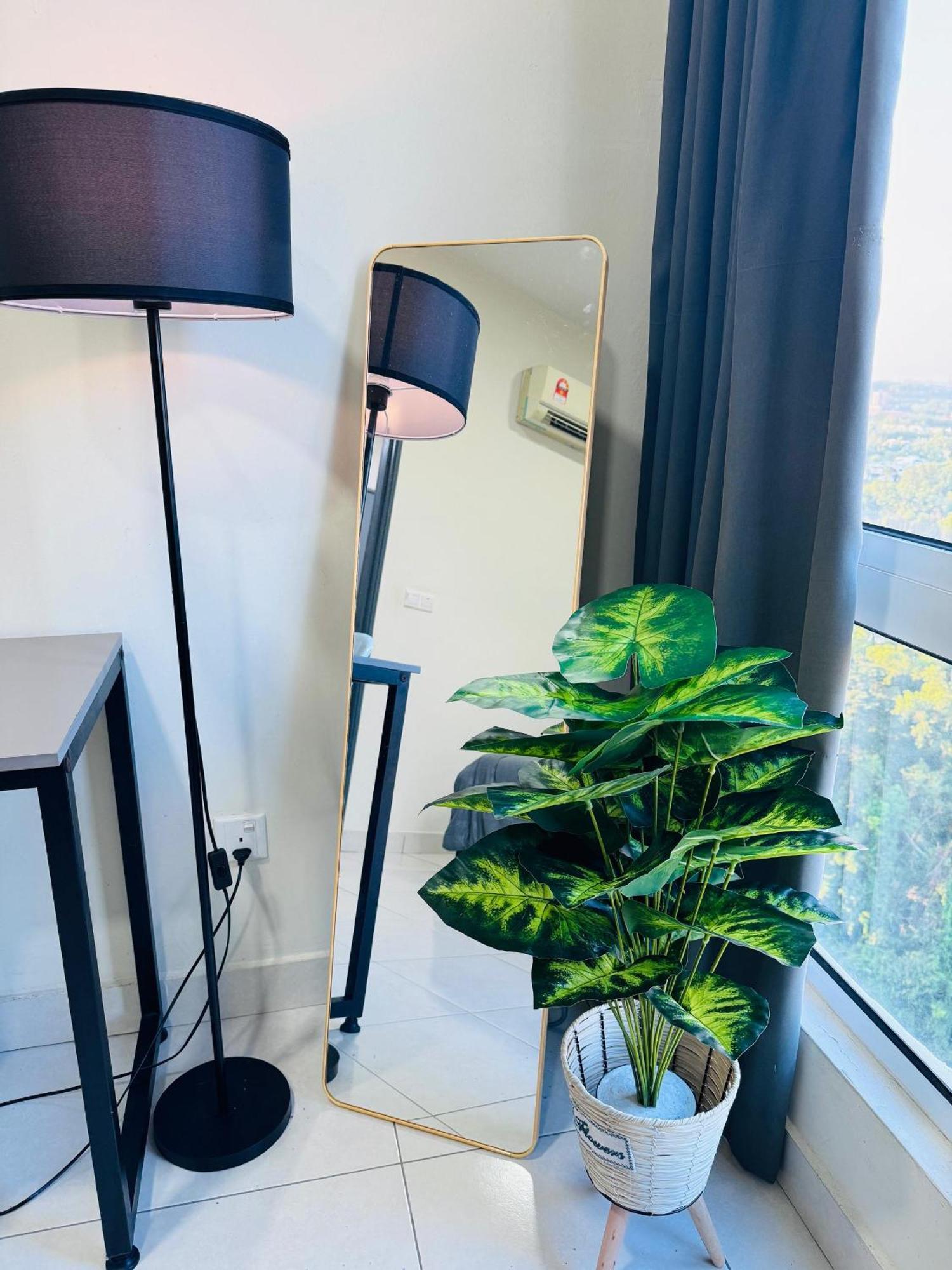 Cheapest Promo Private Studio Suites With Fullbody Massage Chair At Mesamall Nilai, 3 Km To Usim Екстериор снимка